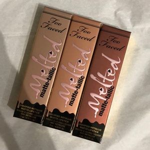 Too Faced Melted Matte-Tallic nudes